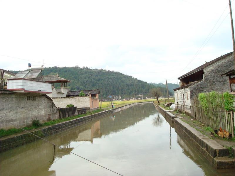 草壩街自然村(雲南騰衝縣騰越鎮下轄村)