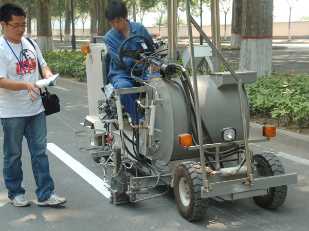 道路標線施工