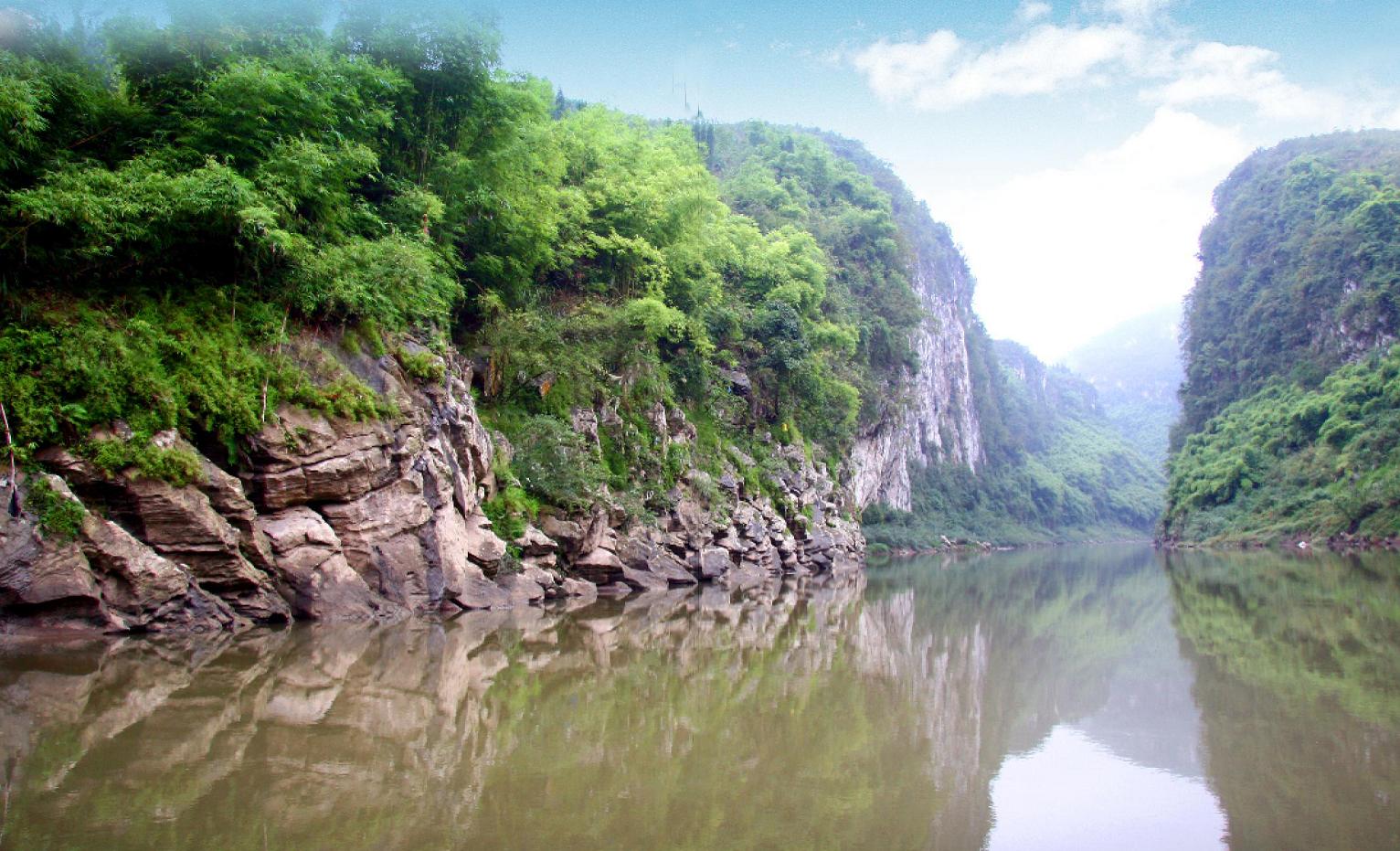 御臨河小山峽