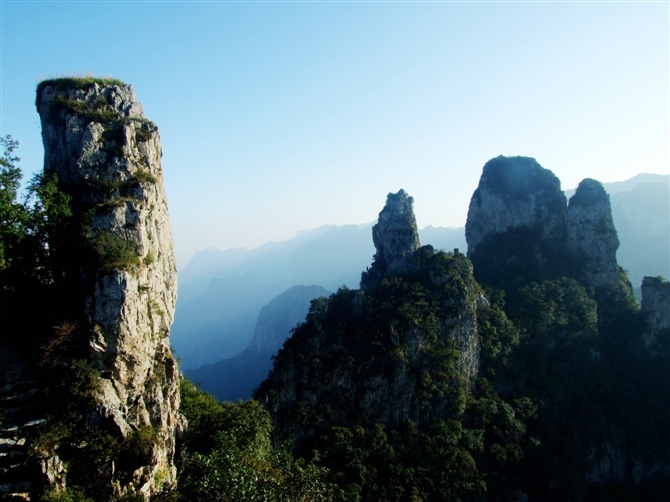 轎頂山(輝縣轎頂山)