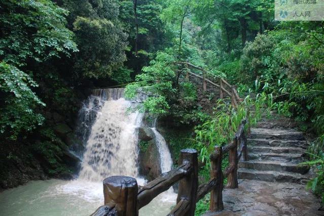 南寶山旅遊景區