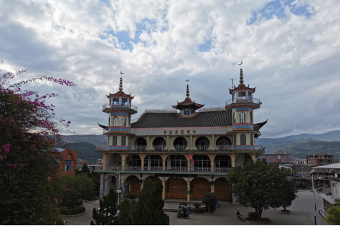 回輝登清真寺