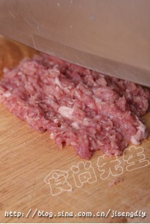 肉末豌豆蛋糕