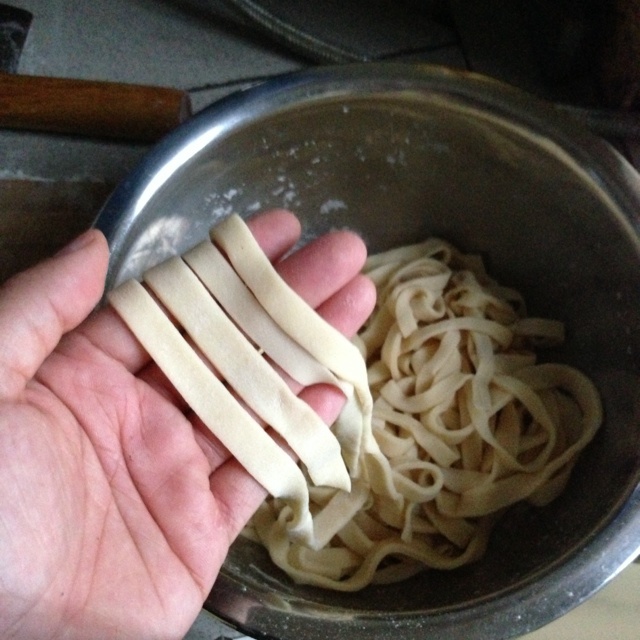 雞蛋肉絲手擀麵