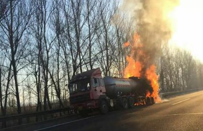 12·18瀋海高速油罐車火災事故