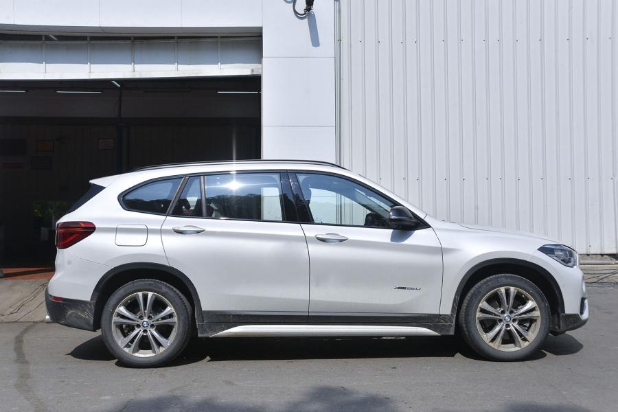 華晨寶馬X12013款 xDrive20i X設計套裝