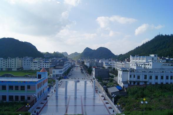 木卓村(雲南省富寧縣田蓬鎮木卓村)