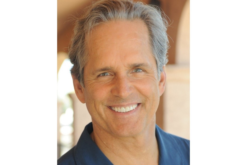 格雷戈里·哈里森(Gregory Harrison)